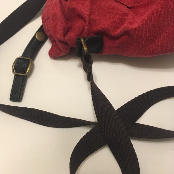 Gouache Red Canvass Crossbody Bag - Picture 6 of 6